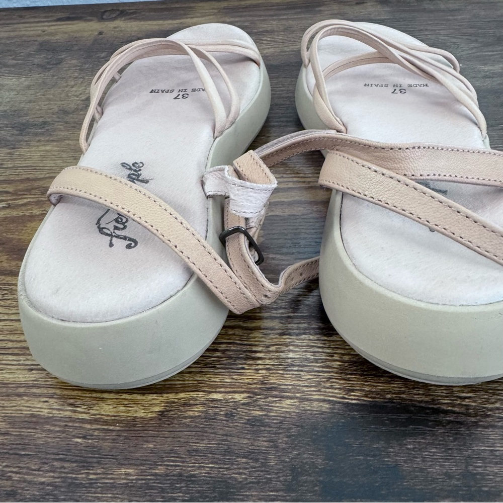 Free People Vivienne Strappy Sandal Size 37 / US 6.5 (fits 7) - Picture 8 of 11